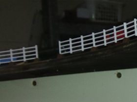 Pollen 2 wagon set carrying a Girder